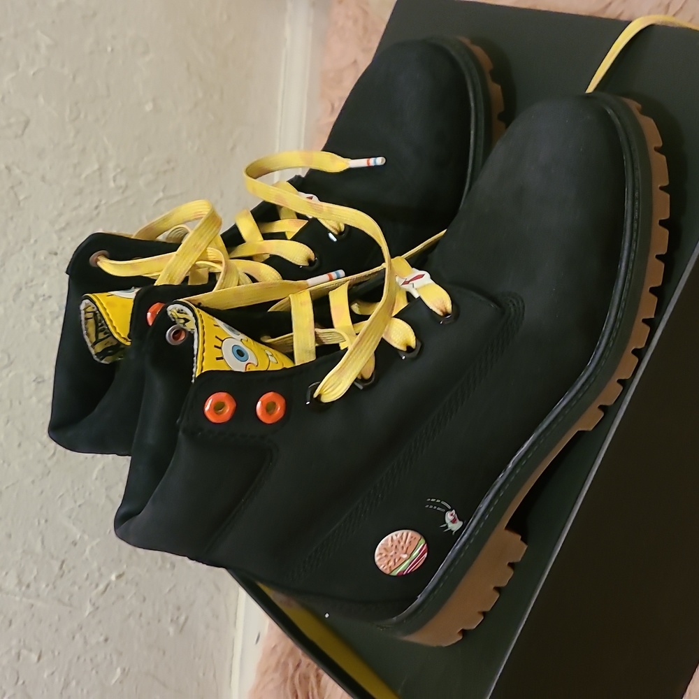 SpongeBob Timberlands 4y Black/Yellow